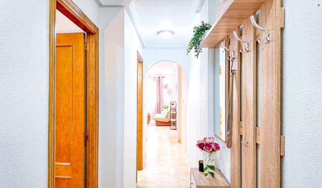 Apartment - Resale - Torrevieja - Parque las naciones