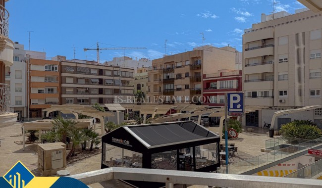 Apartment - Resale - Torrevieja - Paseo maritimo