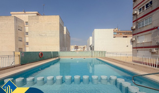 Apartment - Resale - Torrevieja - Paseo maritimo
