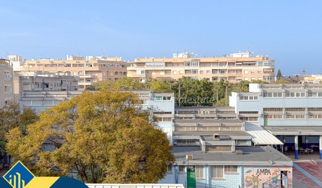 Apartment - Resale - Torrevieja - Playa del cura