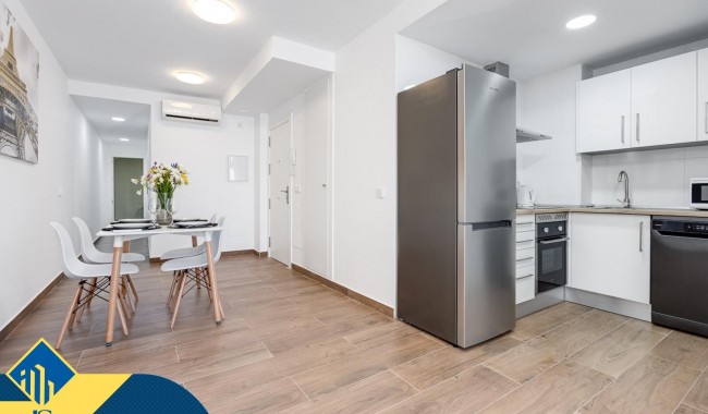 Apartment - Resale - Torrevieja - Playa del cura