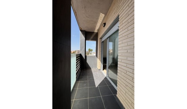 Apartment - Resale - Torrevieja - Puerto