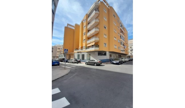 Apartment - Resale - Torrevieja - Torrevieja