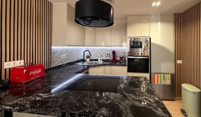 Apartment - Resale - Torrevieja - Torrevieja