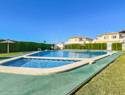 Begagnad - Bungalow - Orihuela Costa - Playa Flamenca