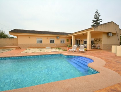 Begagnad - Finca - Almoradi