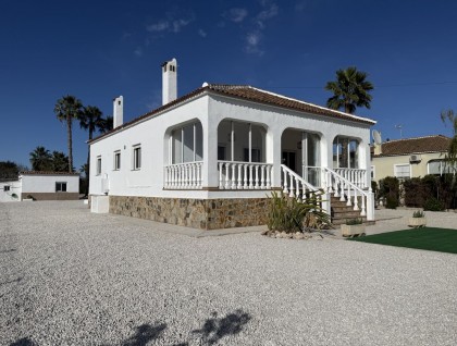 Begagnad - Finca - Dolores