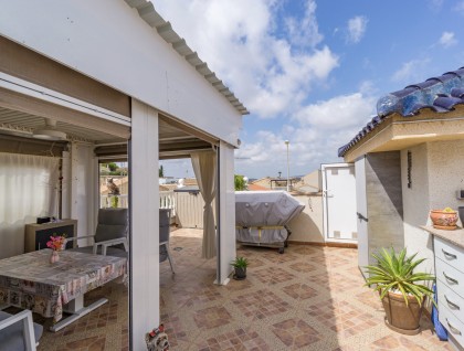 Begagnad - Quatro hus - Benijófar - Benimar