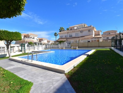Begagnad - Quatro hus - Orihuela Costa - Playa Flamenca