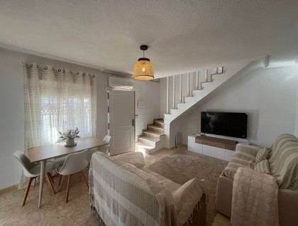 Begagnad - Quatro hus - Punta Prima - Serena