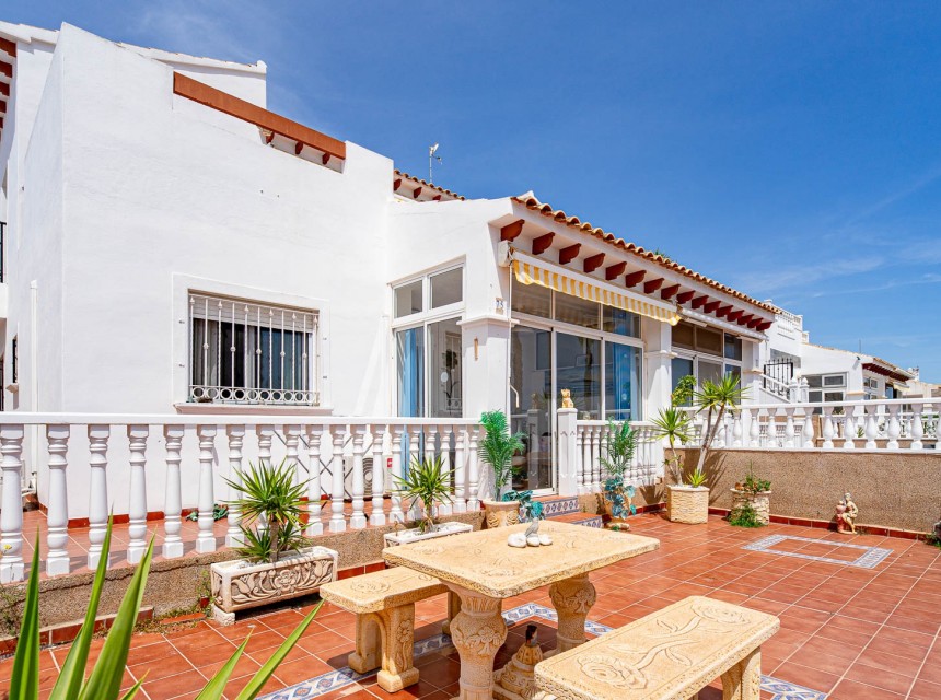 Begagnad - Quatro hus - Torrevieja - Punta Prima