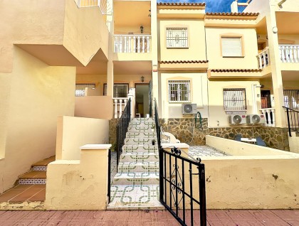 Begagnad - Radhus - Orihuela Costa - La Florida