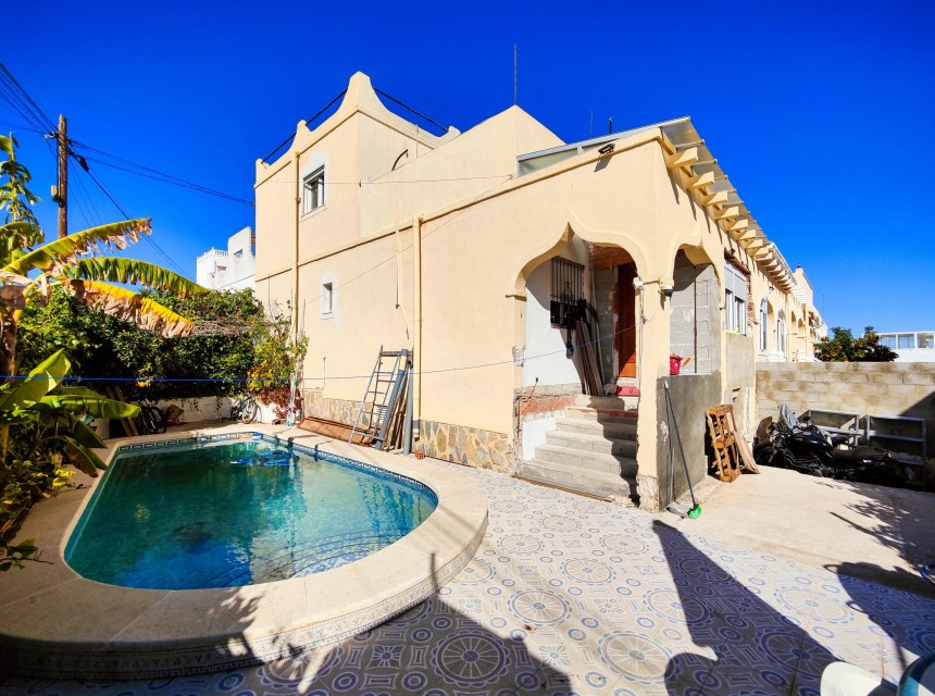 Begagnad - Radhus - San Miguel de Salinas