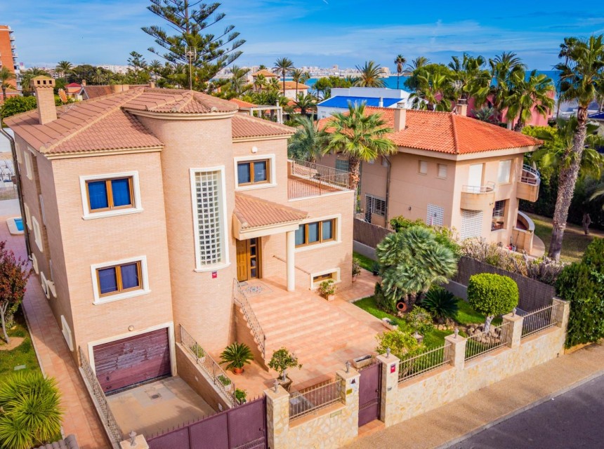 Begagnad - Radhus - Torrevieja - La Veleta