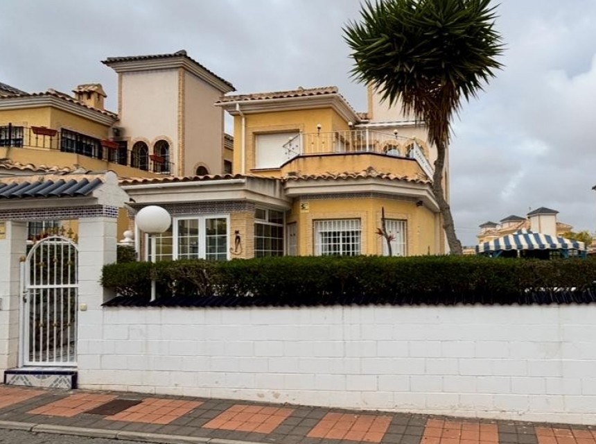 Begagnad - Villa - Algorfa - Lo Crispin