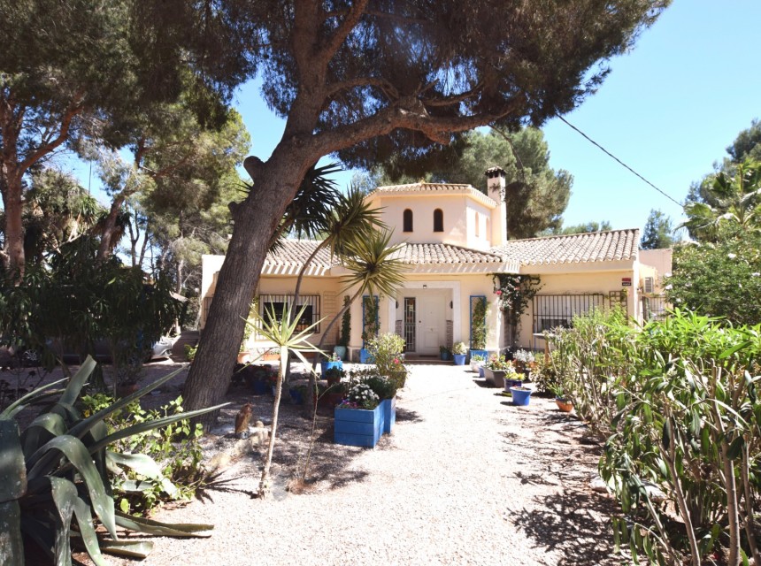 Begagnad - Villa - Algorfa - Montemar - Saint Andrews Heights