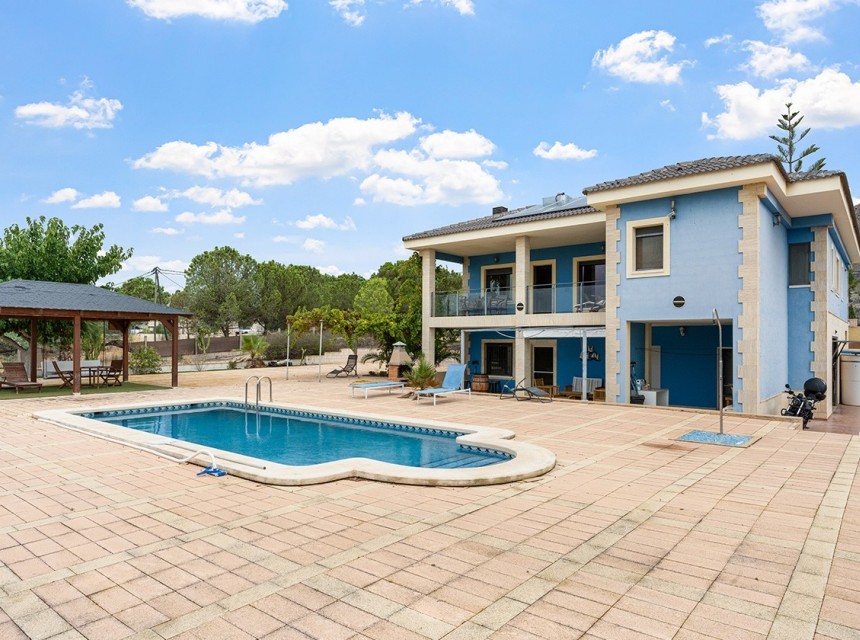 Begagnad - Villa - Alicante - Rebolledo