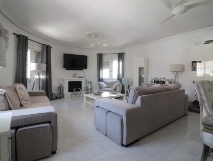 Begagnad - Villa - Benijófar - Benimar I