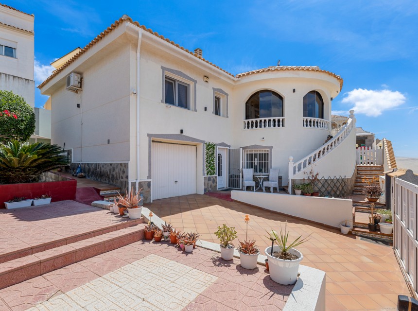 Begagnad - Villa - Benijófar