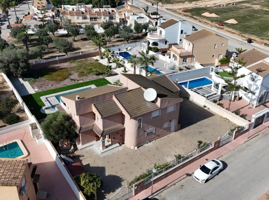 Begagnad - Villa - Benijófar