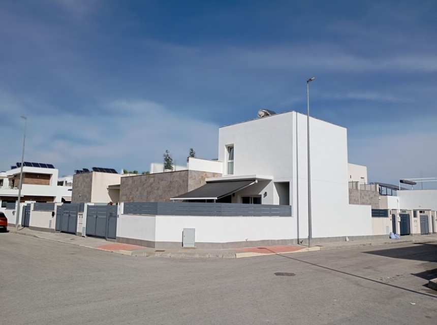 Begagnad - Villa - Daya Vieja