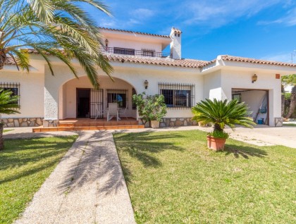 Begagnad - Villa - Orihuela Costa - Cabo Roig