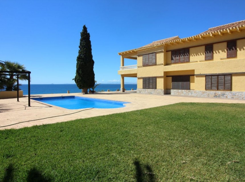 Begagnad - Villa - Orihuela Costa - Cabo Roig