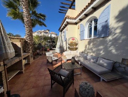 Begagnad - Villa - Orihuela Costa - La Zenia