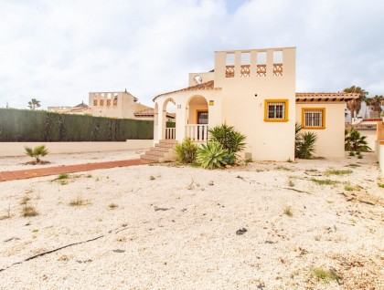 Begagnad - Villa - Orihuela Costa - Lomas de Cabo Roig