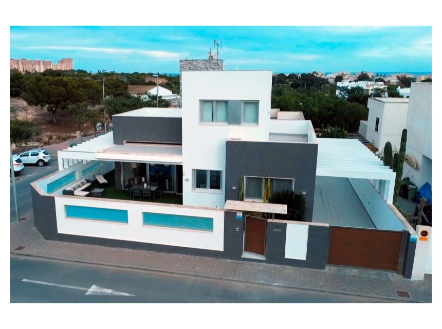 Begagnad - Villa - Orihuela Costa - Mil Palmeras