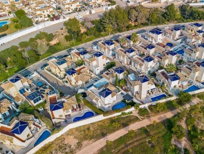 Begagnad - Villa - Orihuela Costa - Playa Flamenca