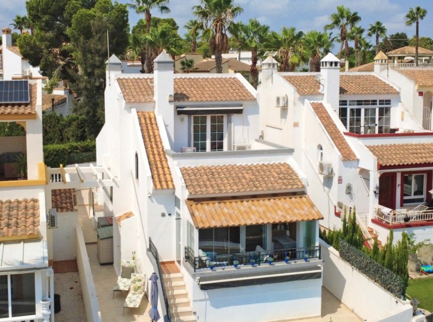Begagnad - Villa - Orihuela Costa - Villamartín