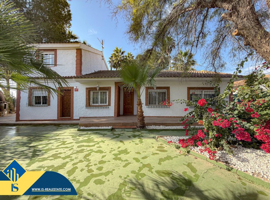 Begagnad - Villa - Orihuela - Desamparados-Hurchillo-Torremendo