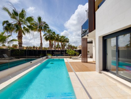 Begagnad - Villa - Orihuela - Lomas de Cabo Roig