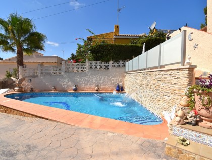 Begagnad - Villa - Orihuela - Los Balcones