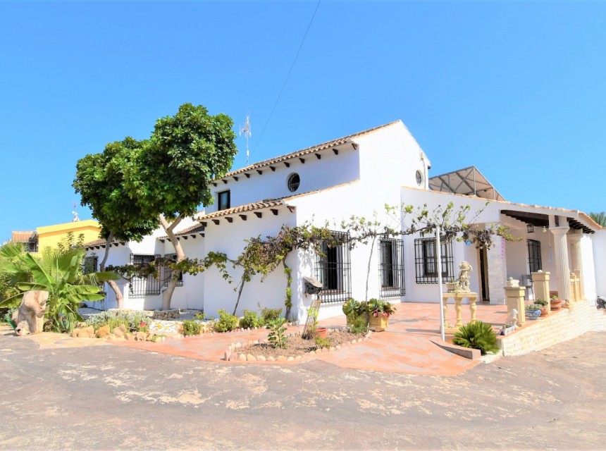 Begagnad - Villa - Orihuela - Villamartín