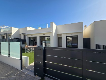 Begagnad - Villa - Pilar de La Horadada - Lo Romero Golf