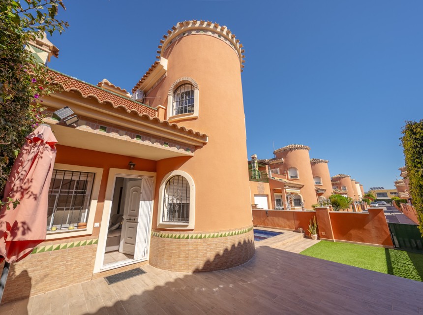 Begagnad - Villa - Playa Flamenca - Sportcentre