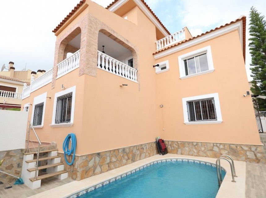 Begagnad - Villa - San Miguel de Salinas - Las filipinas