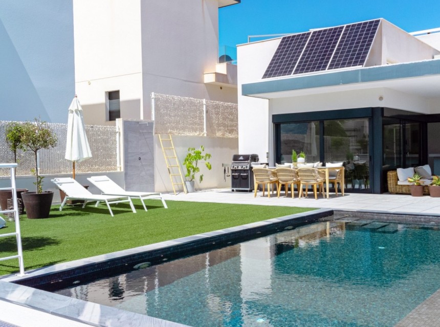 Begagnad - Villa - San Miguel de Salinas