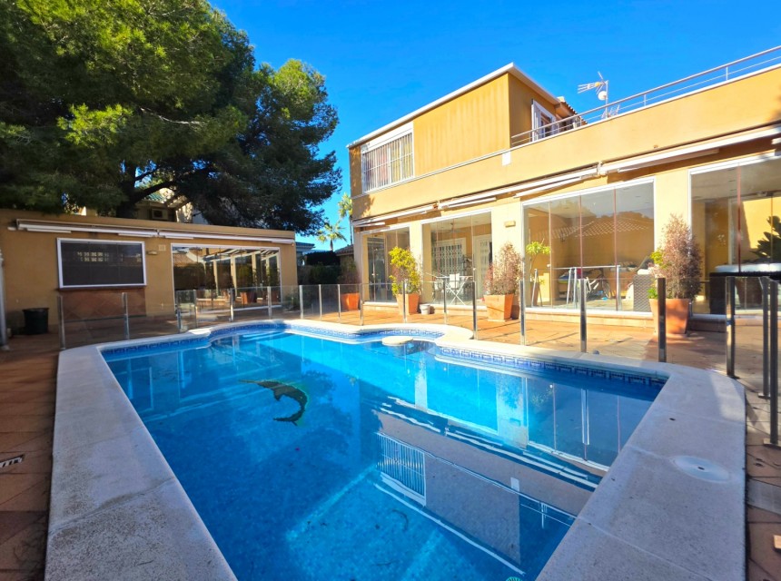 Begagnad - Villa - Torrevieja - Cabo Cervera