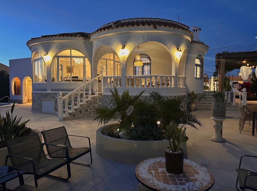 Begagnad - Villa - Torrevieja - Costa Blanca Sur