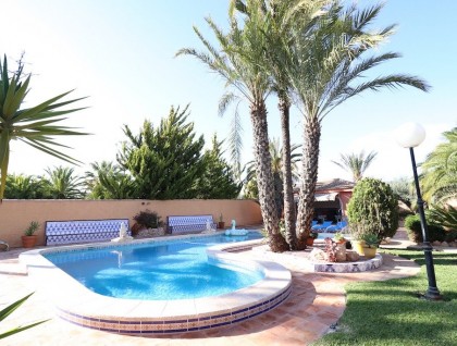 Begagnad - Villa - Torrevieja - El Chaparral