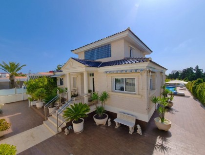 Begagnad - Villa - Torrevieja - La Mata