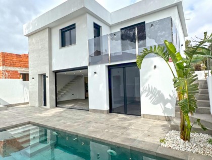 Begagnad - Villa - Torrevieja - Los Balcones