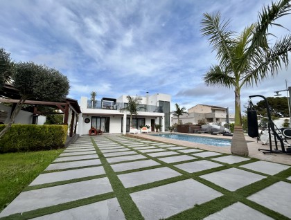 Begagnad - Villa - Torrevieja - Los Balcones