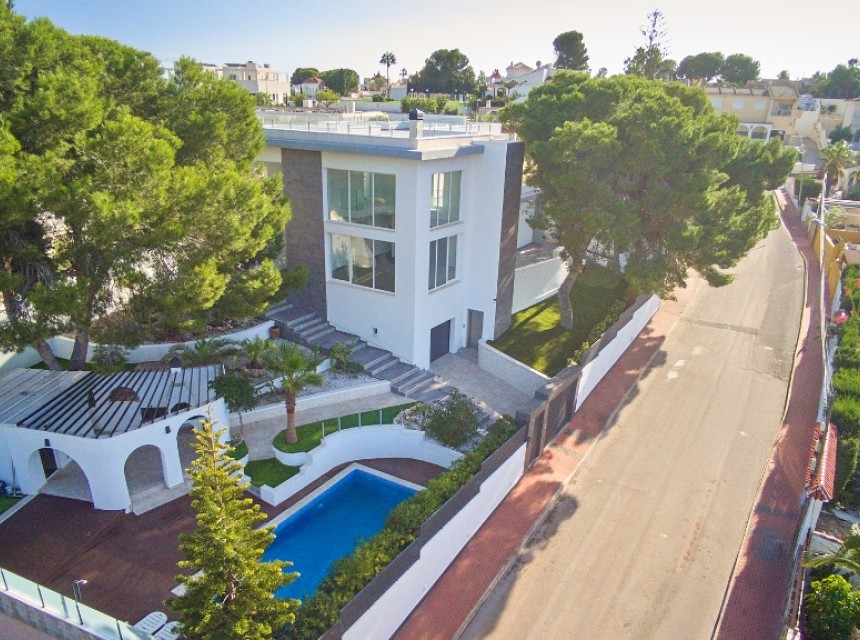 Begagnad - Villa - Torrevieja - Los Balcones