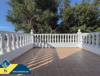 Begagnad - Villa - Torrevieja - Torretas