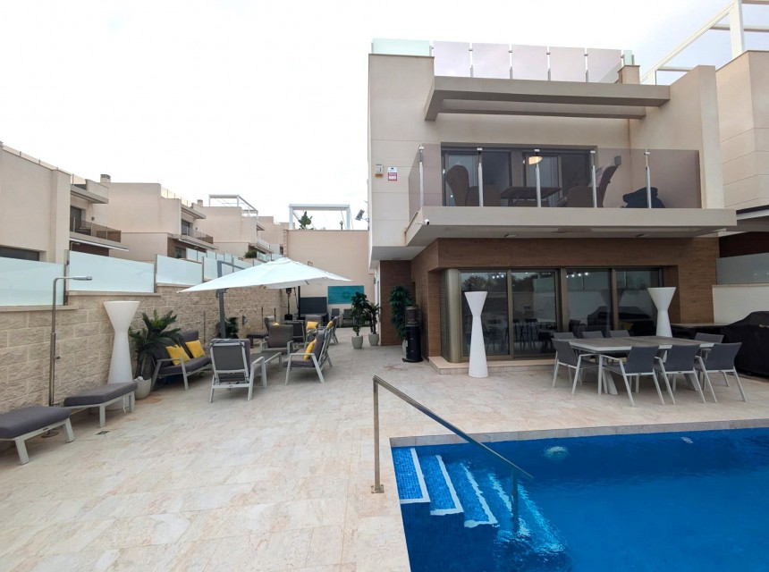 Begagnad - Villa - Villamartín