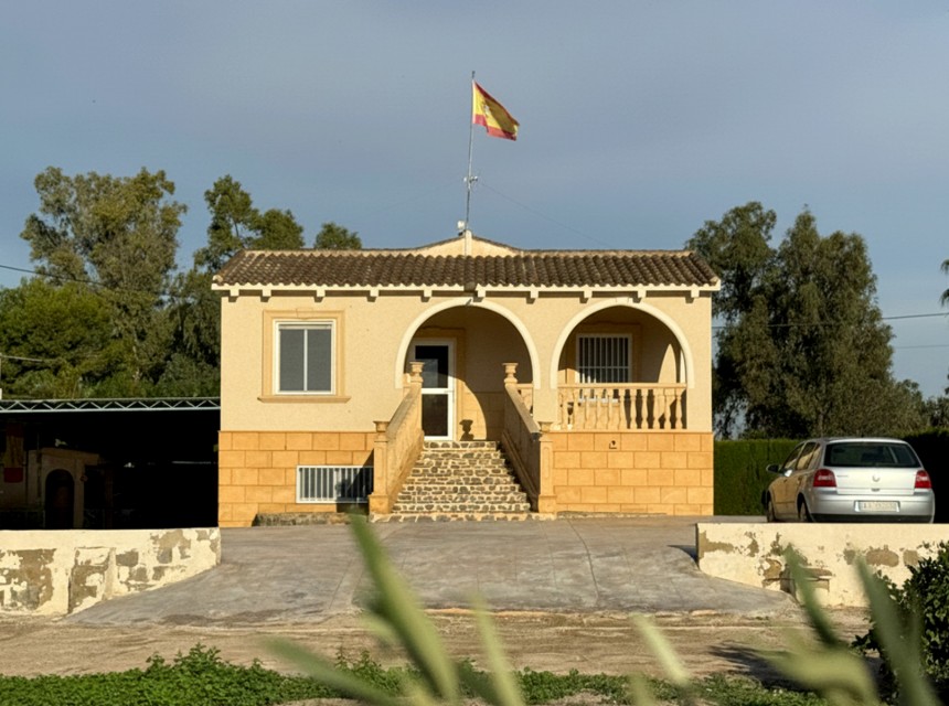 Brukt - Finca - Catral